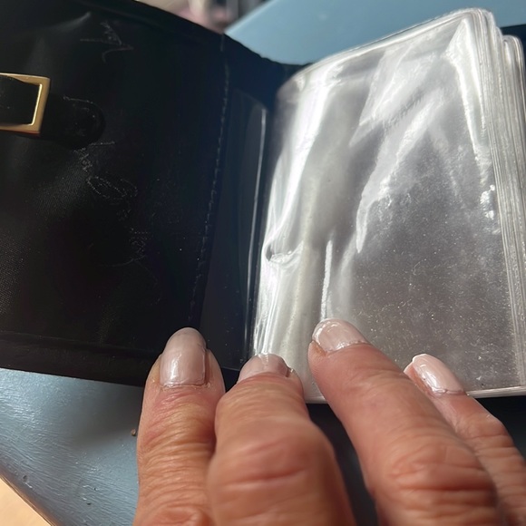 Vera Bradley Brown and Black credit card wallet. Pristine condition! - Picture 4 of 4